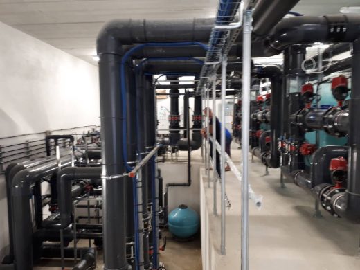 Expert&#x20;en&#x20;maintenance&#x20;technique&#x20;de&#x20;b&#x00E2;timents&#x20;&#x00E0;&#x20;Toulouse&#x00A0;&#x3A;&#x20;externaliser&#x20;la&#x20;gestion&#x20;de&#x20;vos&#x20;bassins&#x20;pour&#x20;garantir&#x20;une&#x20;eau&#x20;de&#x20;baignade&#x20;saine&#x20;et&#x20;limpide