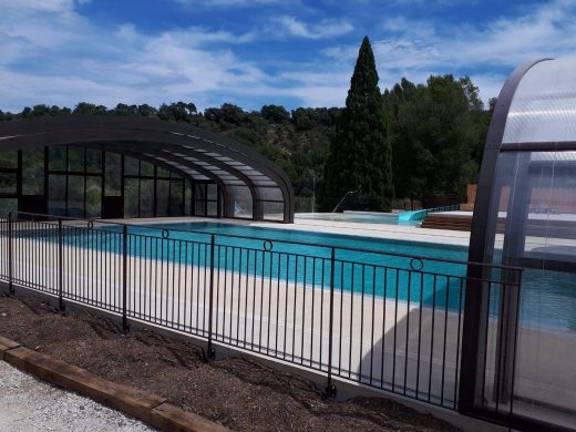 Constructeur&#x20;de&#x20;piscine&#x20;collective&#x20;&#x00E0;&#x20;Toulouse&#x20;proposant&#x20;des&#x20;solutions&#x20;de&#x20;chauffage&#x20;pour&#x20;grand&#x20;bassin&#x20;et&#x20;des&#x20;rev&#x00EA;tements&#x20;sp&#x00E9;cifiques&#x20;adapt&#x00E9;s&#x20;au&#x20;trafic&#x20;intensif.